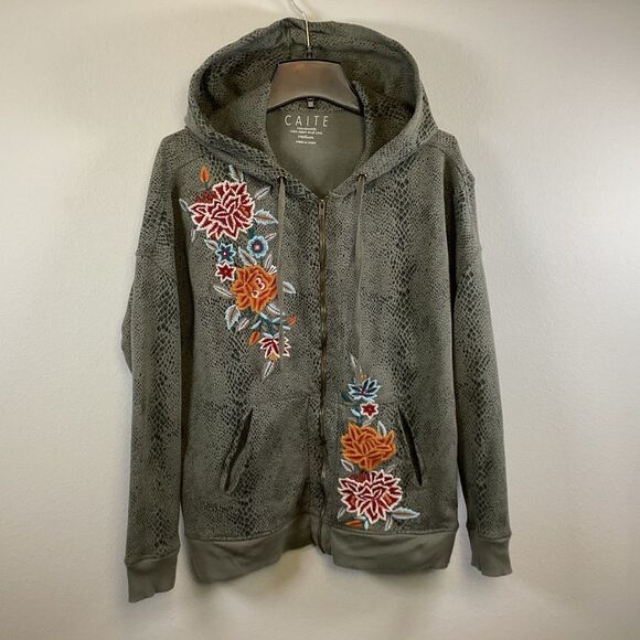 Caite Sweaters - Caite Full Zip Hoodie Floral Embroidered Jacket Green Snakeskin Print Medium
